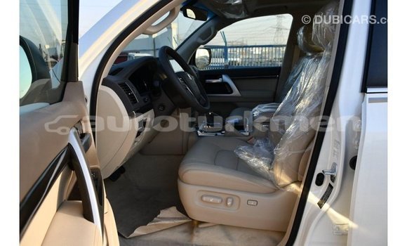 Buy Import Toyota Land Cruiser White Car in Import - Dubai in Ahal Buy Import Toyota Land Cruiser White Car in Import - Dubai in Ahal