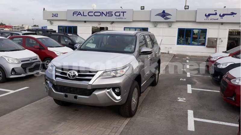 Big with watermark toyota fortuner ahal import dubai 1783