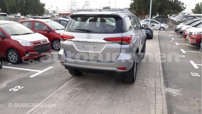 Big with watermark toyota fortuner ahal import dubai 1783