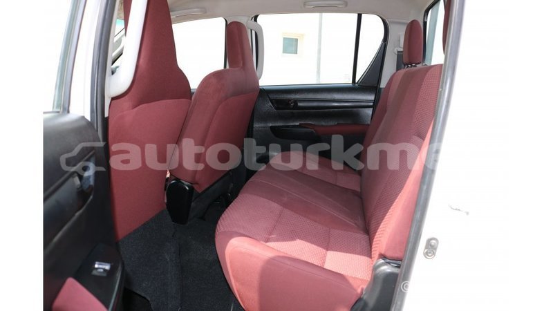 Big with watermark toyota hilux ahal import dubai 1790