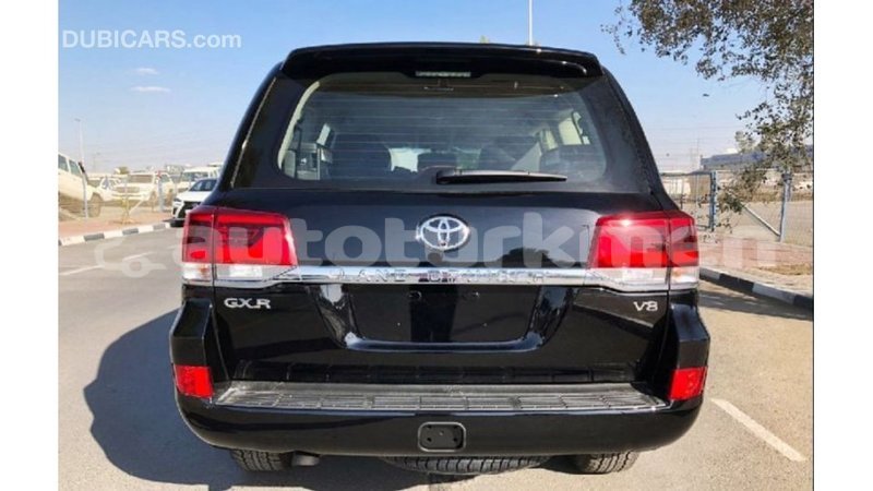 Big with watermark toyota land cruiser ahal import dubai 1807