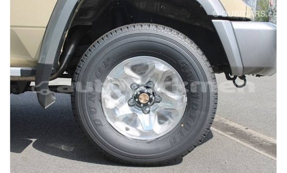 Buy Import Toyota Land Cruiser Beige Car in Import - Dubai in Ahal Buy Import Toyota Land Cruiser Beige Car in Import - Dubai in Ahal