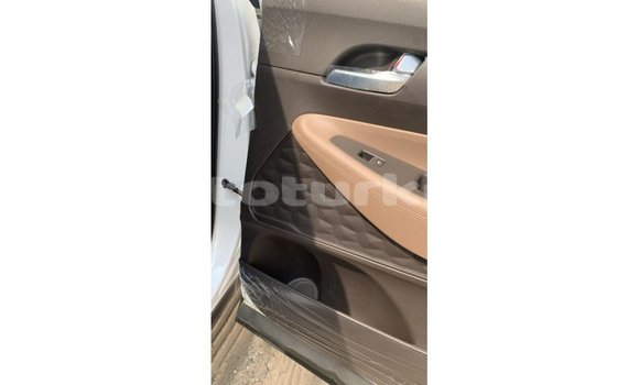 Buy Import Hyundai Santa Fe White Car in Import - Dubai in Ahal Buy Import Hyundai Santa Fe White Car in Import - Dubai in Ahal