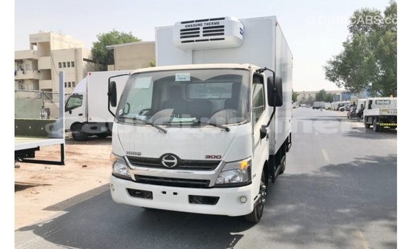 Buy Import Hino 300 Series White Truck in Import - Dubai in Ahal Buy Import Hino 300 Series White Truck in Import - Dubai in Ahal