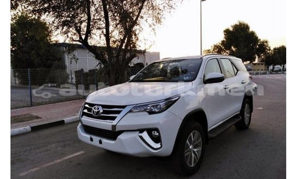 Buy Import Toyota Fortuner White Car in Import - Dubai in Ahal Buy Import Toyota Fortuner White Car in Import - Dubai in Ahal