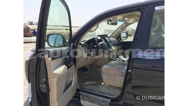 Big with watermark toyota land cruiser ahal import dubai 1829