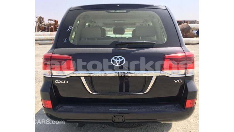 Big with watermark toyota land cruiser ahal import dubai 1829
