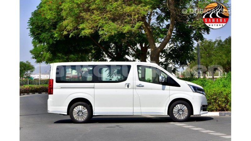 Big with watermark toyota granvia ahal import dubai 1848