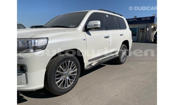 Buy Import Toyota Land Cruiser White Car in Import - Dubai in Ahal Buy Import Toyota Land Cruiser White Car in Import - Dubai in Ahal