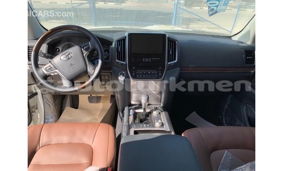 Buy Import Toyota Land Cruiser White Car in Import - Dubai in Ahal Buy Import Toyota Land Cruiser White Car in Import - Dubai in Ahal