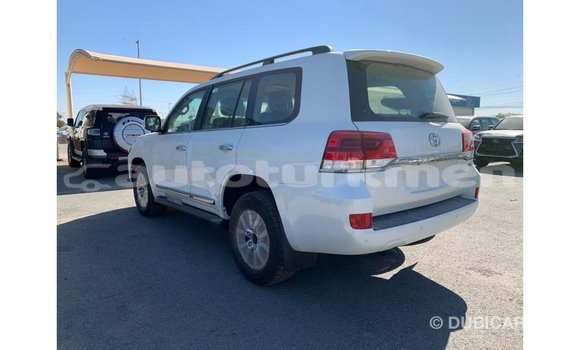 Buy Import Toyota Land Cruiser White Car in Import - Dubai in Ahal Buy Import Toyota Land Cruiser White Car in Import - Dubai in Ahal