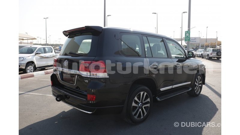 Big with watermark toyota land cruiser ahal import dubai 1855