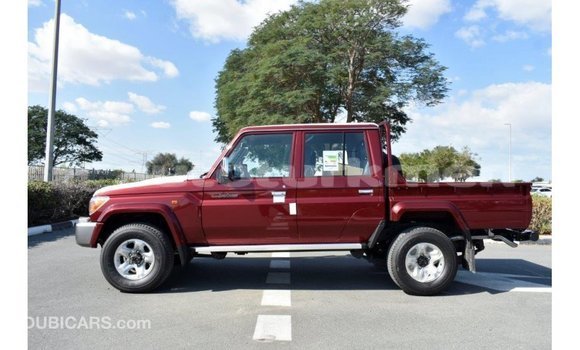 Buy Import Toyota Land Cruiser Red Car in Import - Dubai in Ahal Buy Import Toyota Land Cruiser Red Car in Import - Dubai in Ahal