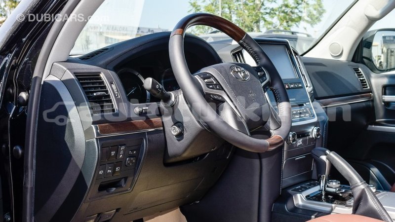 Big with watermark toyota land cruiser ahal import dubai 1866