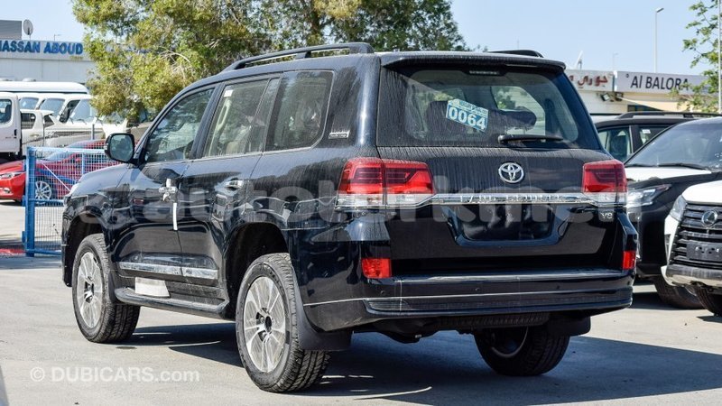 Big with watermark toyota land cruiser ahal import dubai 1866
