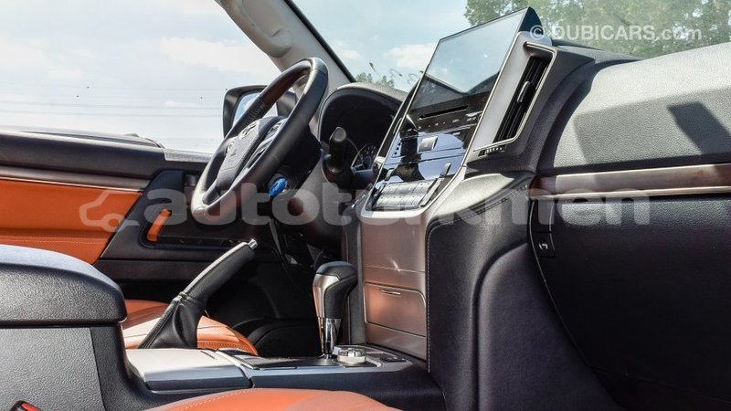 Big with watermark toyota land cruiser ahal import dubai 1868