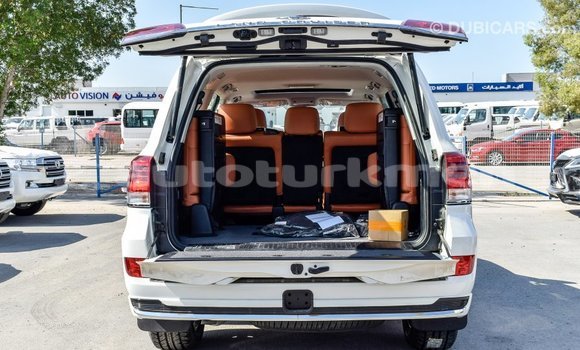 Buy Import Toyota Land Cruiser White Car in Import - Dubai in Ahal Buy Import Toyota Land Cruiser White Car in Import - Dubai in Ahal