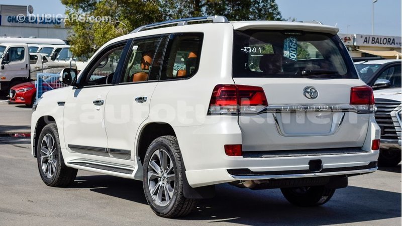 Big with watermark toyota land cruiser ahal import dubai 1868