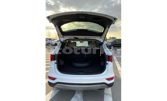 Buy Import Hyundai Santa Fe White Car in Import - Dubai in Ahal Buy Import Hyundai Santa Fe White Car in Import - Dubai in Ahal
