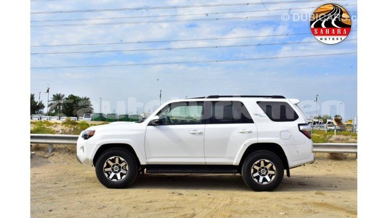 Big with watermark toyota 4runner ahal import dubai 1871