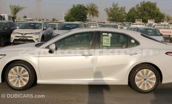 Buy Import Toyota Camry White Car in Import - Dubai in Ahal Buy Import Toyota Camry White Car in Import - Dubai in Ahal