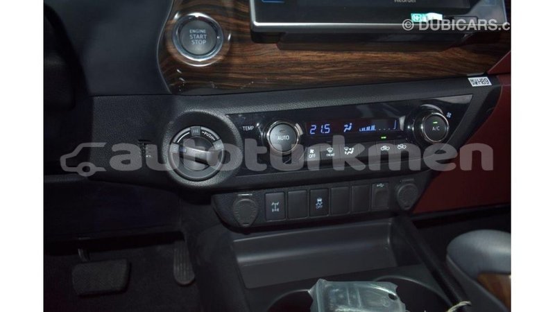 Big with watermark toyota hilux ahal import dubai 1898