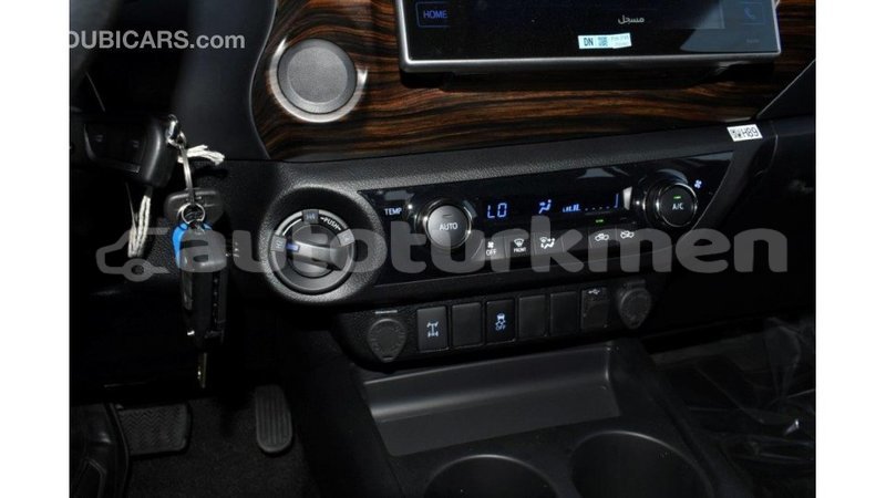 Big with watermark toyota hilux ahal import dubai 1922