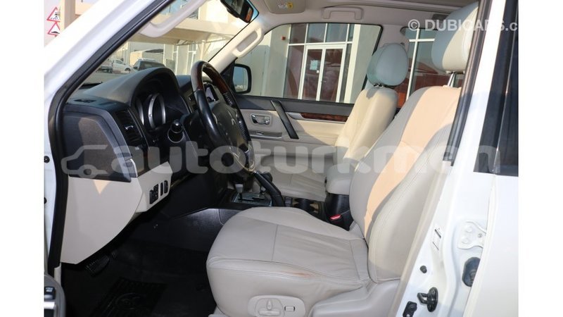 Big with watermark mitsubishi pajero ahal import dubai 1923