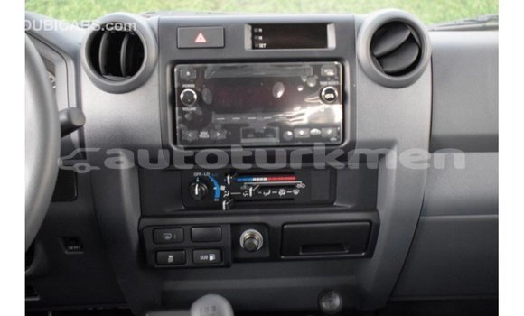 Buy Import Toyota Land Cruiser White Car in Import - Dubai in Ahal Buy Import Toyota Land Cruiser White Car in Import - Dubai in Ahal