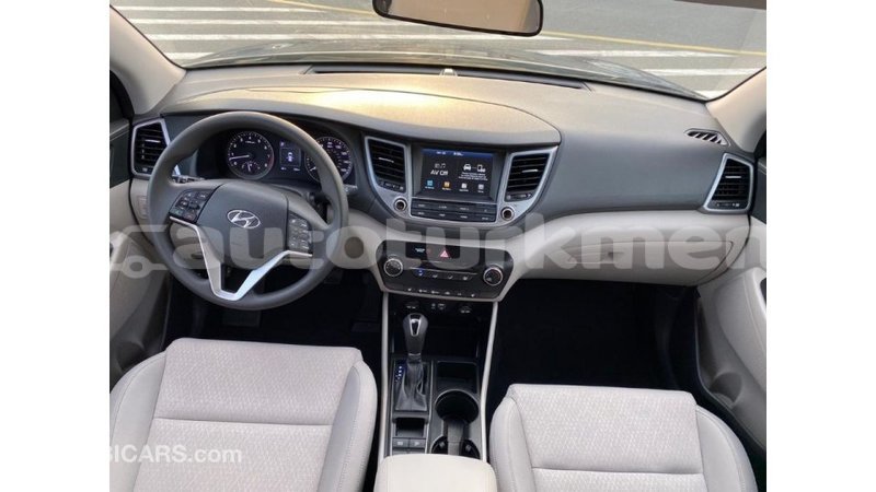 Big with watermark hyundai tucson ahal import dubai 1952