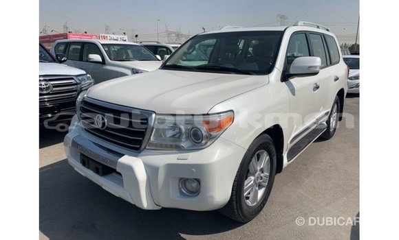 Buy Import Toyota Land Cruiser White Car in Import - Dubai in Ahal Buy Import Toyota Land Cruiser White Car in Import - Dubai in Ahal