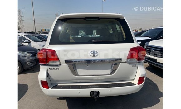 Buy Import Toyota Land Cruiser White Car in Import - Dubai in Ahal Buy Import Toyota Land Cruiser White Car in Import - Dubai in Ahal