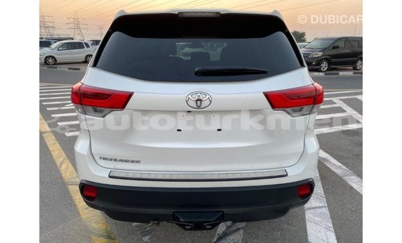 Buy Import Toyota Highlander White Car in Import - Dubai in Ahal Buy Import Toyota Highlander White Car in Import - Dubai in Ahal