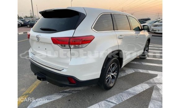 Buy Import Toyota Highlander White Car in Import - Dubai in Ahal Buy Import Toyota Highlander White Car in Import - Dubai in Ahal