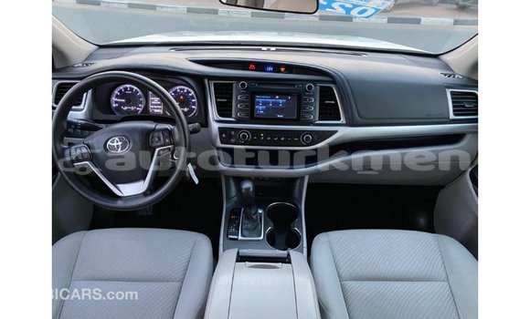Buy Import Toyota Highlander White Car in Import - Dubai in Ahal Buy Import Toyota Highlander White Car in Import - Dubai in Ahal