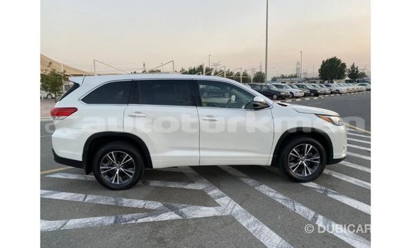 Buy Import Toyota Highlander White Car in Import - Dubai in Ahal Buy Import Toyota Highlander White Car in Import - Dubai in Ahal