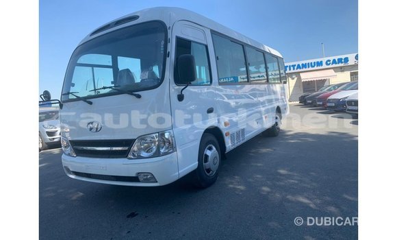 Buy Import Hyundai Chorus White Truck in Import - Dubai in Ahal Buy Import Hyundai Chorus White Truck in Import - Dubai in Ahal