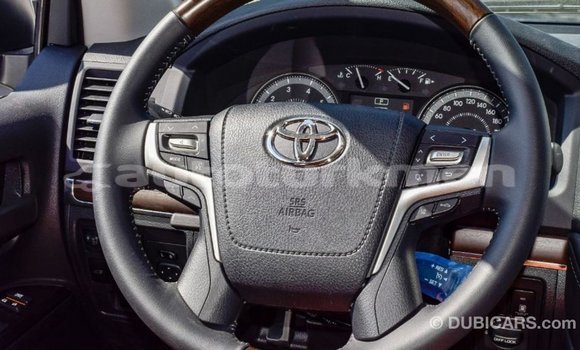 Buy Import Toyota Land Cruiser White Car in Import - Dubai in Ahal Buy Import Toyota Land Cruiser White Car in Import - Dubai in Ahal