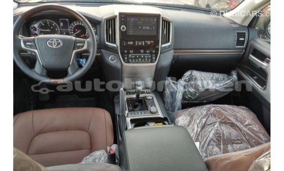 Buy Import Toyota Land Cruiser White Car in Import - Dubai in Ahal Buy Import Toyota Land Cruiser White Car in Import - Dubai in Ahal