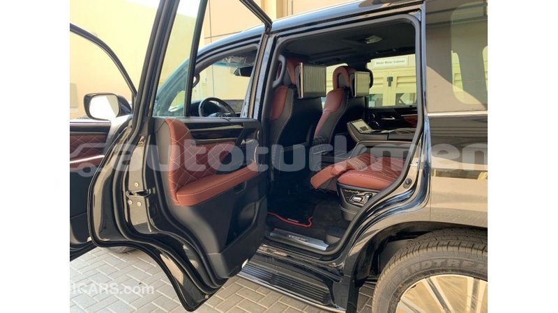 Big with watermark lexus lx ahal import dubai 1979