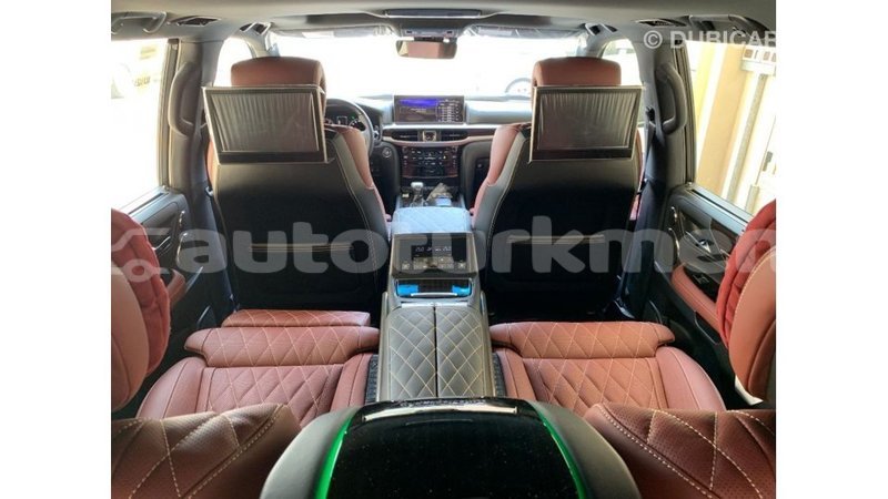 Big with watermark lexus lx ahal import dubai 1979