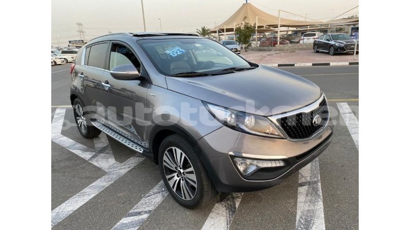 Big with watermark kia sportage ahal import dubai 1982