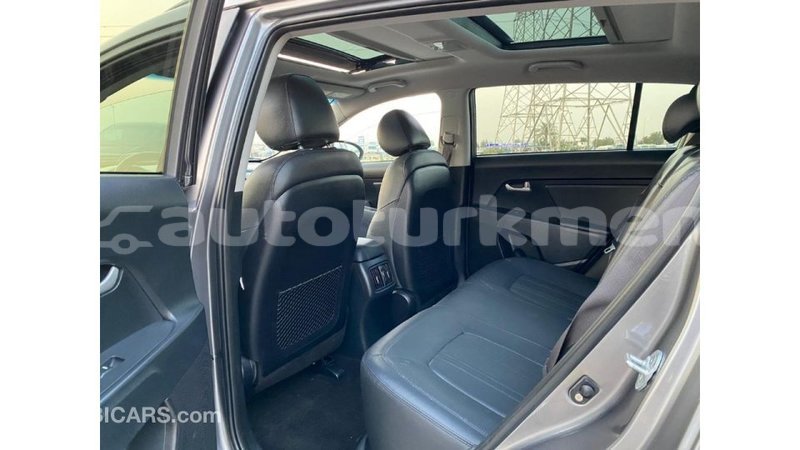 Big with watermark kia sportage ahal import dubai 1982