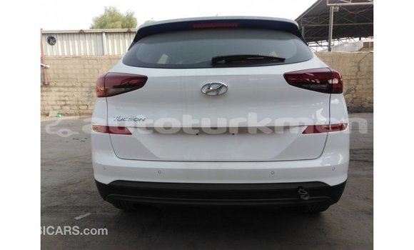 Buy Import Hyundai Tucson White Car in Import - Dubai in Ahal Buy Import Hyundai Tucson White Car in Import - Dubai in Ahal