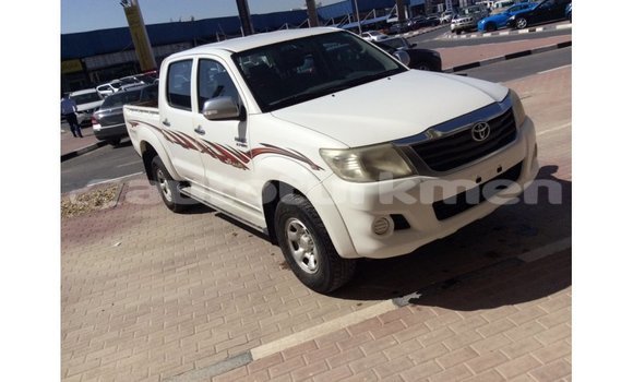 Buy Import Toyota Hilux White Car in Import - Dubai in Ahal Buy Import Toyota Hilux White Car in Import - Dubai in Ahal