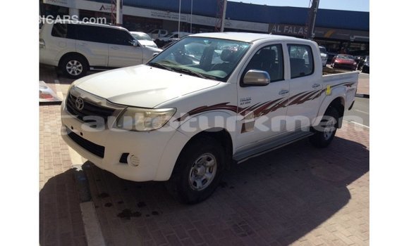 Buy Import Toyota Hilux White Car in Import - Dubai in Ahal Buy Import Toyota Hilux White Car in Import - Dubai in Ahal