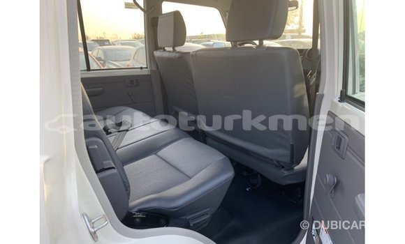 Buy Import Toyota Land Cruiser White Car in Import - Dubai in Ahal Buy Import Toyota Land Cruiser White Car in Import - Dubai in Ahal