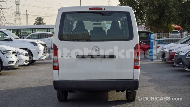 Big with watermark toyota hiace ahal import dubai 2043