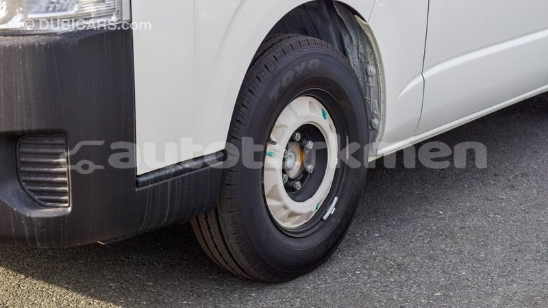 Big with watermark toyota hiace ahal import dubai 2043