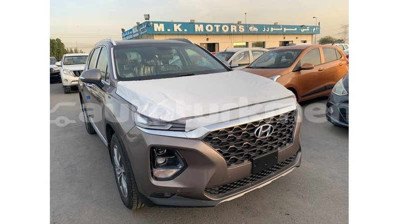 Big with watermark hyundai santa fe ahal import dubai 2047